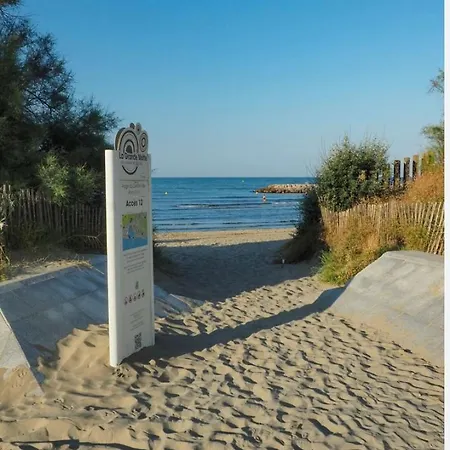 Vue Grande Terrasse Apartment